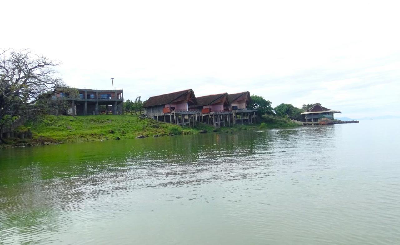 Milimani Beach Resort 키수무 외부 사진